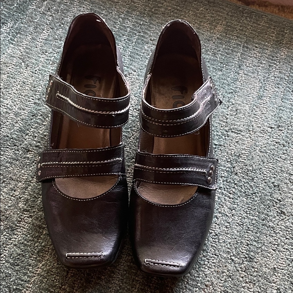 Elegant Black Leather Mary Jane Flats